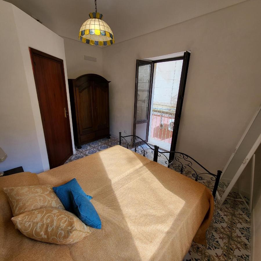 The Holiday House - Arricriati Trapani Extérieur photo